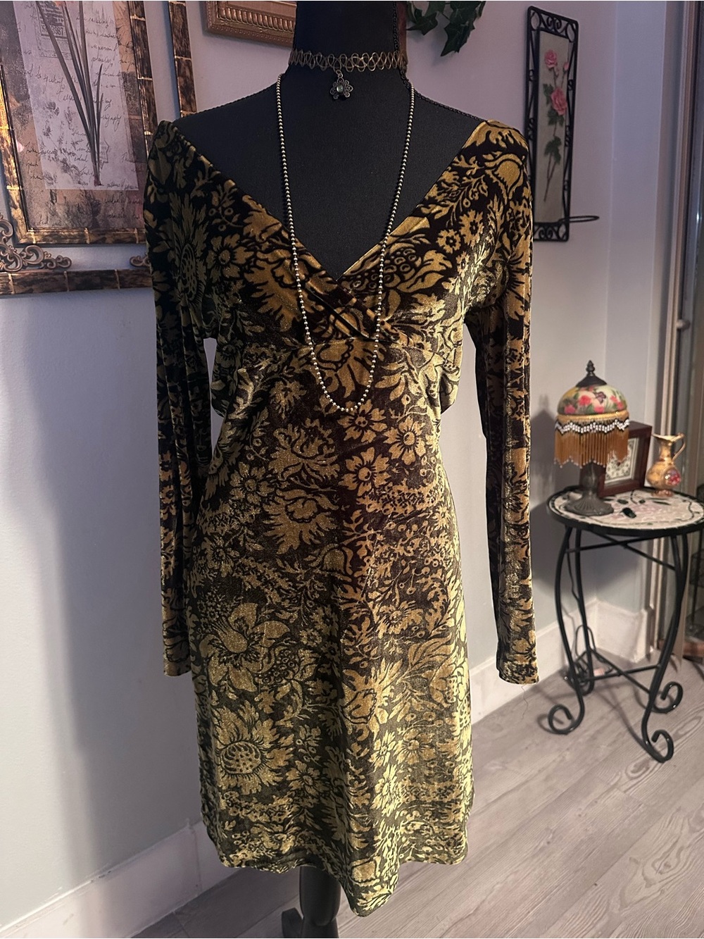 Vintage 90s Nicole Miller Velvet Floral Long-Sleeve V Neck Midi Dress Olive Gold